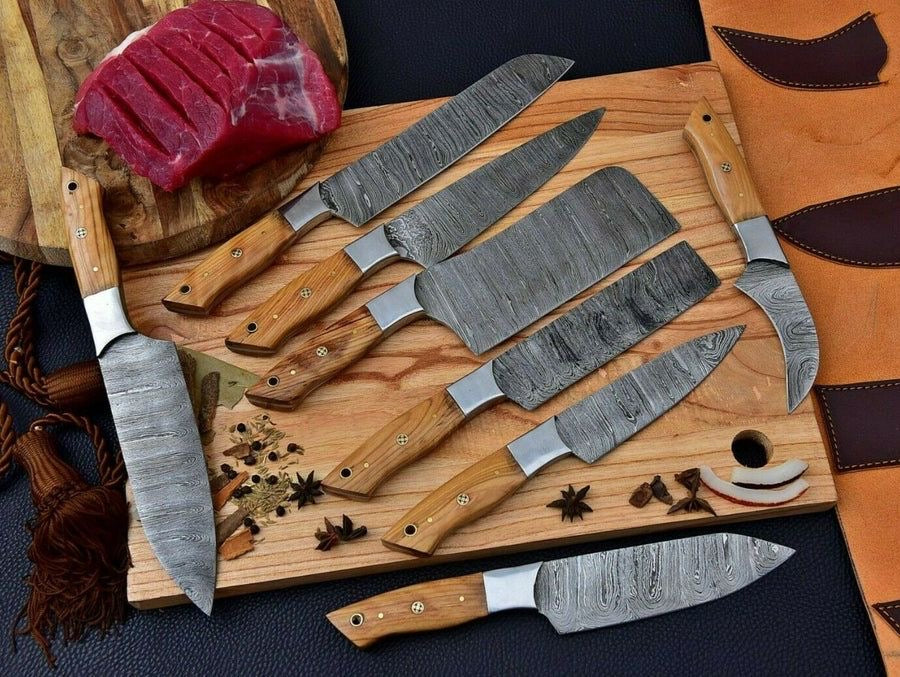 "Premium Damascus Kitchen Knife Set with Leather Case – Handcrafted Sharp Blades"